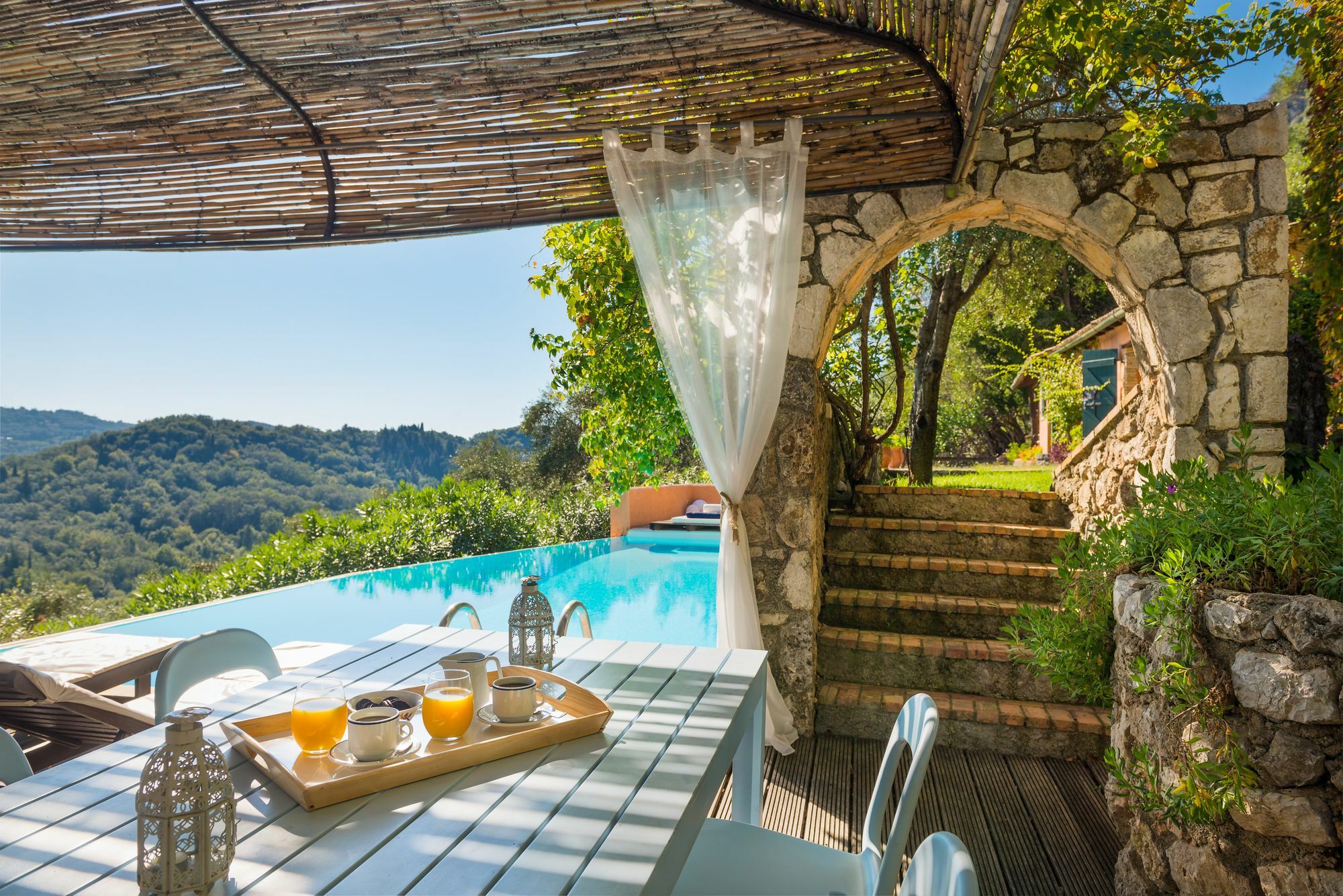 Villa Melolia Ipsos Bagian luar foto